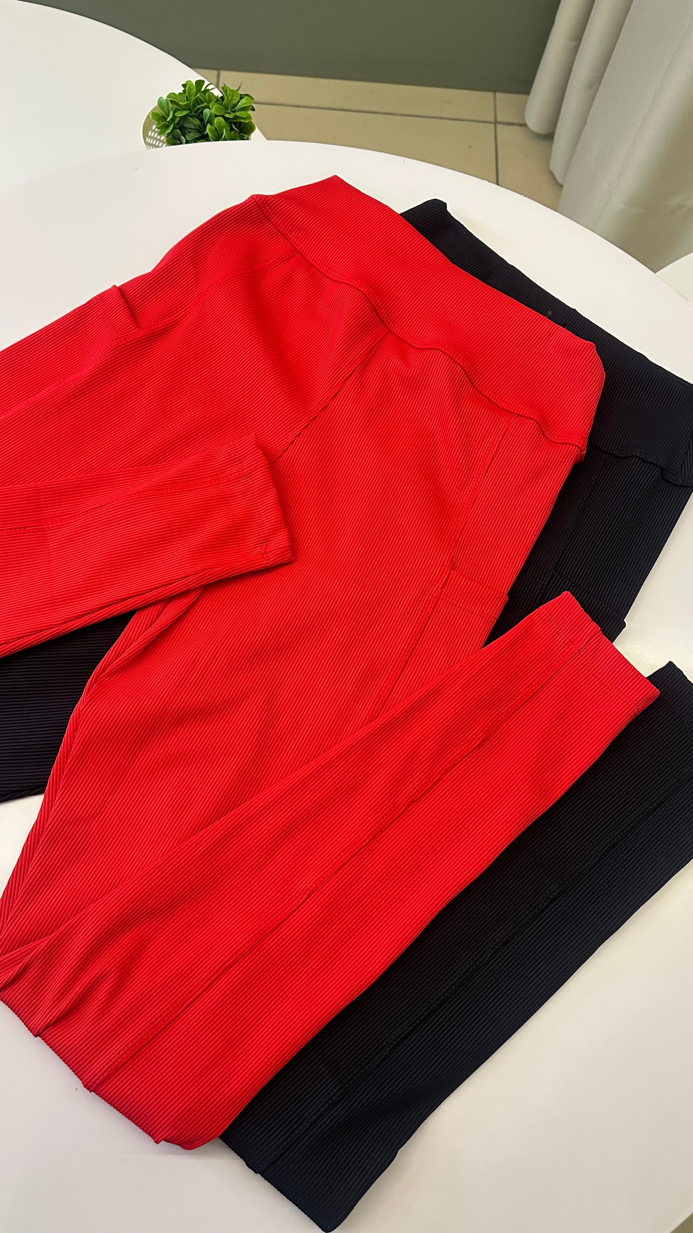 Calça Aurora Vermelha